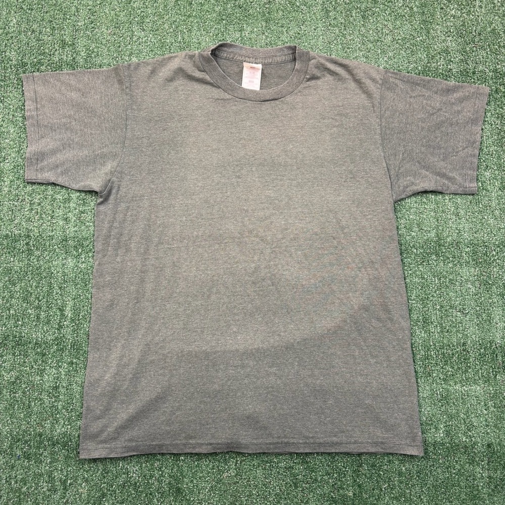 Vintage Fruit of the Loom Blank T-shirt
